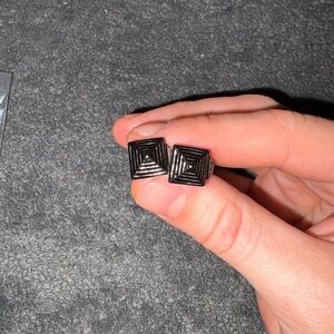 Silver toned pyramid textured Stud Earrings